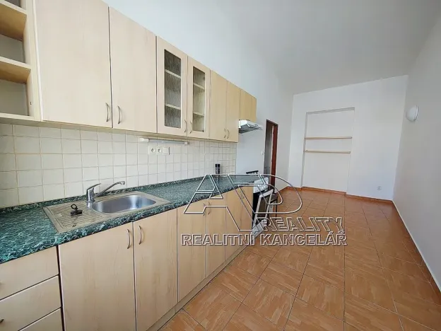 Pronájem bytu 2+1, České Budějovice, Pražská tř., 72 m2