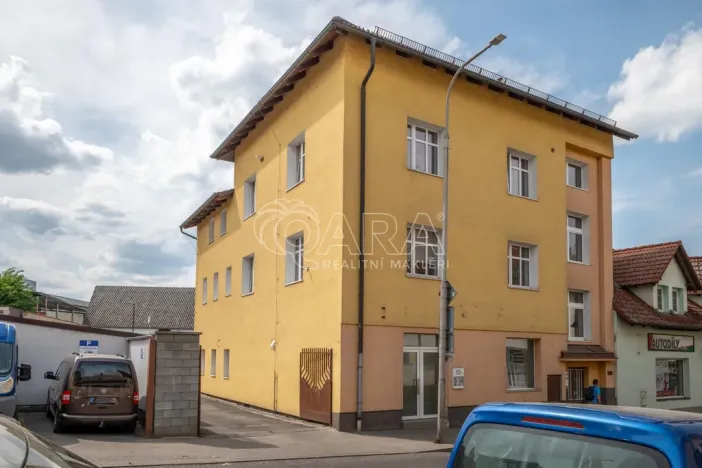 Pronájem bytu 2+1, Rakovník - Rakovník II, Ottova, 70 m2