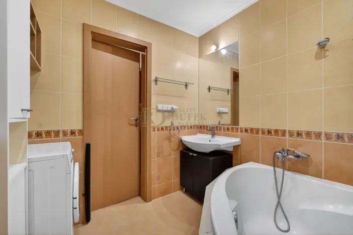 Prodej bytu 2+kk, Praha - Michle, Novobohdalecká, 40 m2