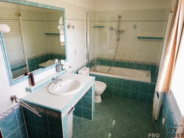Prodej rodinného domu, Všeradov - Milesimov, 200 m2