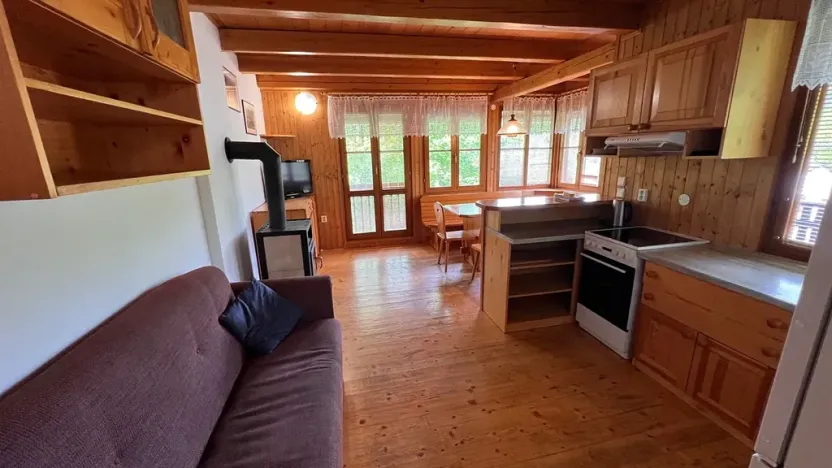 Prodej chaty, Oslnovice, 182 m2