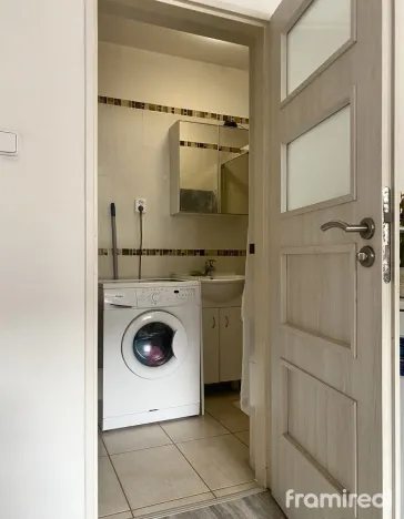 Pronájem bytu 1+kk, Brno - Řečkovice, Banskobystrická, 23 m2