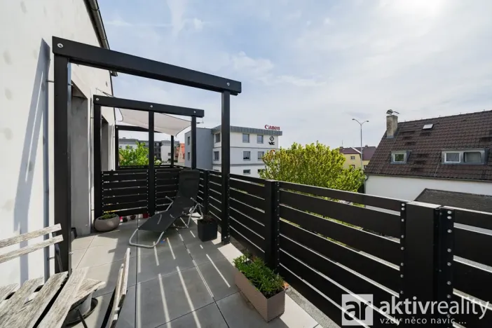 Pronájem bytu 1+kk, Praha - Dolní Chabry, Libědická, 64 m2