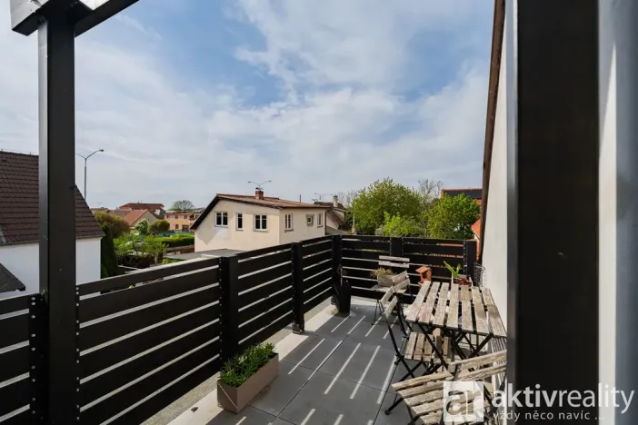 Pronájem bytu 1+kk, Praha - Dolní Chabry, Libědická, 64 m2