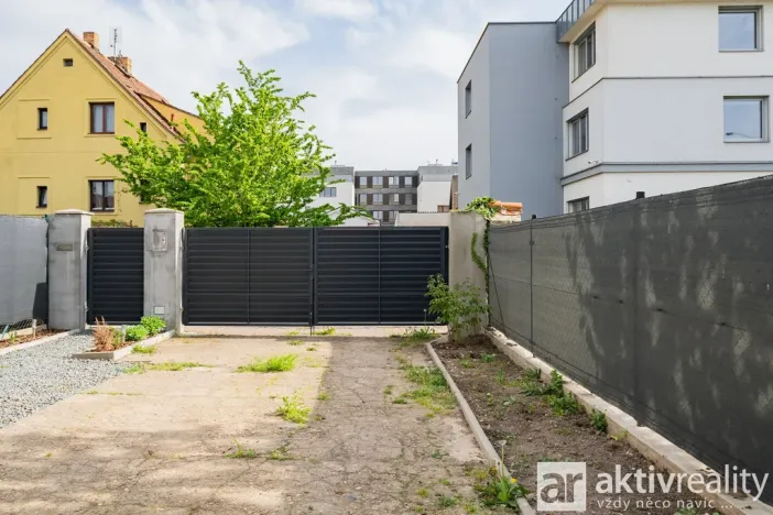Pronájem bytu 1+kk, Praha - Dolní Chabry, Libědická, 64 m2