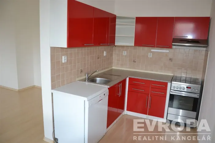 Pronájem bytu 2+kk, Praha - Kyje, Lásenická, 52 m2