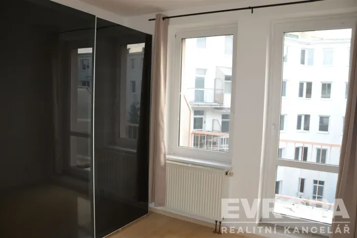 Pronájem bytu 2+kk, Praha - Kyje, Lásenická, 52 m2