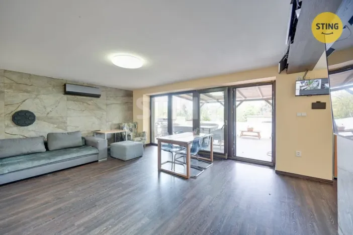 Prodej vily, Bzenec, Slunečná, 300 m2