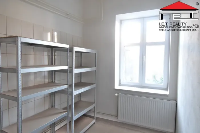 Pronájem obchodního prostoru, Ostrava, 28. října, 47 m2