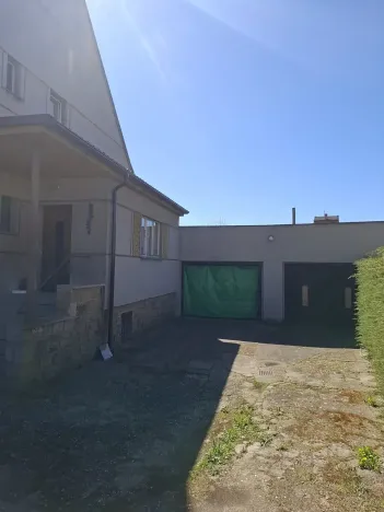 Prodej rodinného domu, Chrášťany, 300 m2