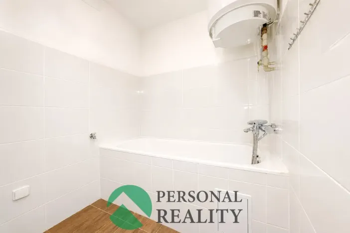 Prodej bytu 1+kk, Mariánské Lázně, Husova, 39 m2