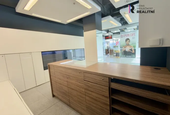 Pronájem obchodního prostoru, Zlín, Kvítková, 37 m2