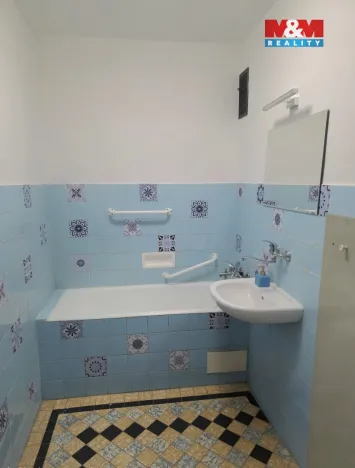 Pronájem bytu 3+1, Hradec Králové - Nový Hradec Králové, Čajkovského, 80 m2
