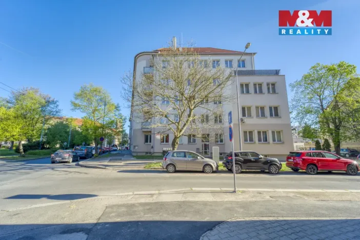 Prodej bytu 1+1, Plzeň - Jižní Předměstí, Thámova, 27 m2