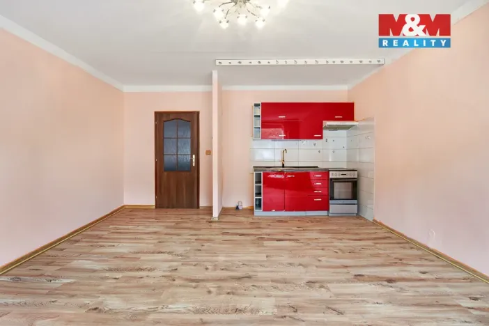Prodej bytu 1+kk, Ústí nad Labem - Všebořice, Spartakiádní, 31 m2