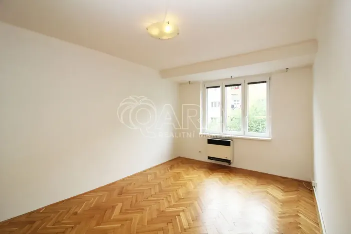 Pronájem bytu 1+kk, Praha - Dejvice, Koulova, 26 m2