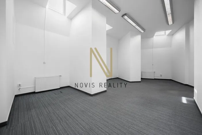 Pronájem kanceláře, Plzeň - Jižní Předměstí, Americká, 140 m2