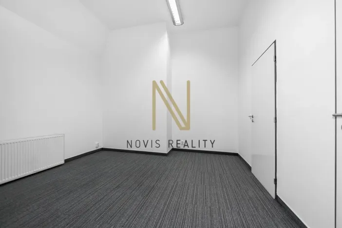 Pronájem kanceláře, Plzeň - Jižní Předměstí, Americká, 140 m2