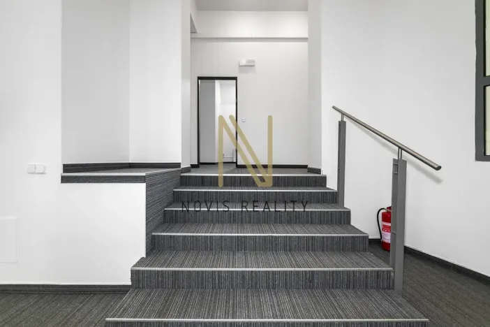 Pronájem kanceláře, Plzeň - Jižní Předměstí, Americká, 140 m2