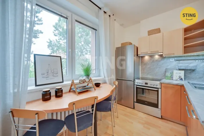 Prodej bytu 3+1, Nivnice, Sídliště, 73 m2