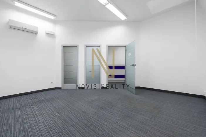 Pronájem kanceláře, Plzeň - Jižní Předměstí, Americká, 165 m2