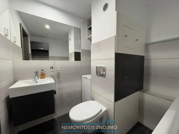 Pronájem bytu 1+1, Znojmo, Gagarinova, 33 m2
