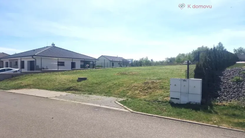 Prodej pozemku pro bydlení, Židněves, 684 m2