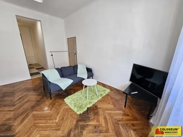 Pronájem atypického bytu, Brno - Židenice, 52 m2