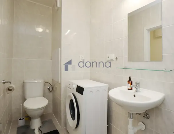 Pronájem bytu 1+kk, Praha, Hartigova, 36 m2