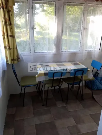 Prodej chaty, Jesenice, U Velkého rybníka, 47 m2