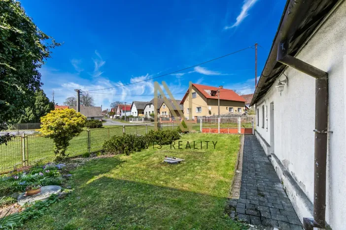 Prodej rodinného domu, Poleň - Zdeslav, 120 m2