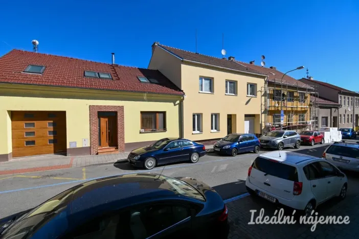 Pronájem bytu 2+kk, Brno - Královo Pole, Poděbradova, 45 m2