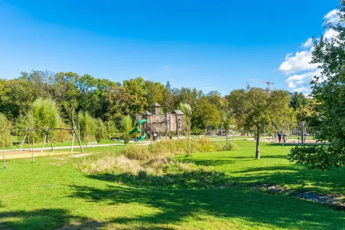 Pronájem bytu 1+kk, Praha - Vysočany, Poděbradská, 39 m2