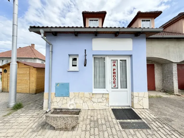Pronájem obchodního prostoru, Nový Šaldorf-Sedlešovice, Dlouhá, 35 m2