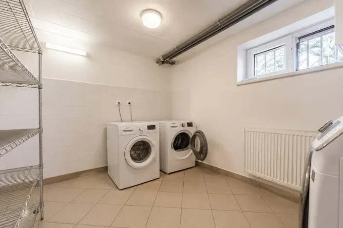 Pronájem rodinného domu, Praha - Nebušice, Nad Želivkou, 262 m2