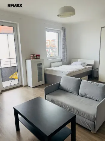 Pronájem bytu 1+kk, Praha - Letňany, Škrábkových, 33 m2