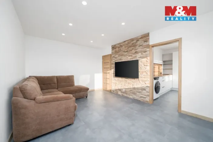 Prodej bytu 3+1, Ústí nad Labem - Severní Terasa, Svojsíkova, 68 m2