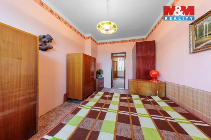 Prodej bytu 3+1, Karlovy Vary, Závodu míru, 59 m2