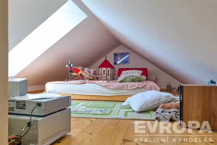 Prodej rodinného domu, Hradec Králové - Svobodné Dvory, Cihlářská, 229 m2