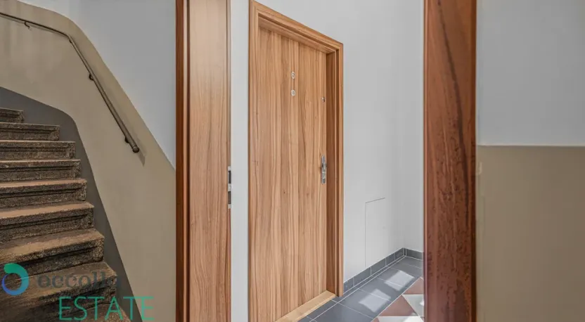 Pronájem bytu 1+kk, Praha, Seifertova, 26 m2