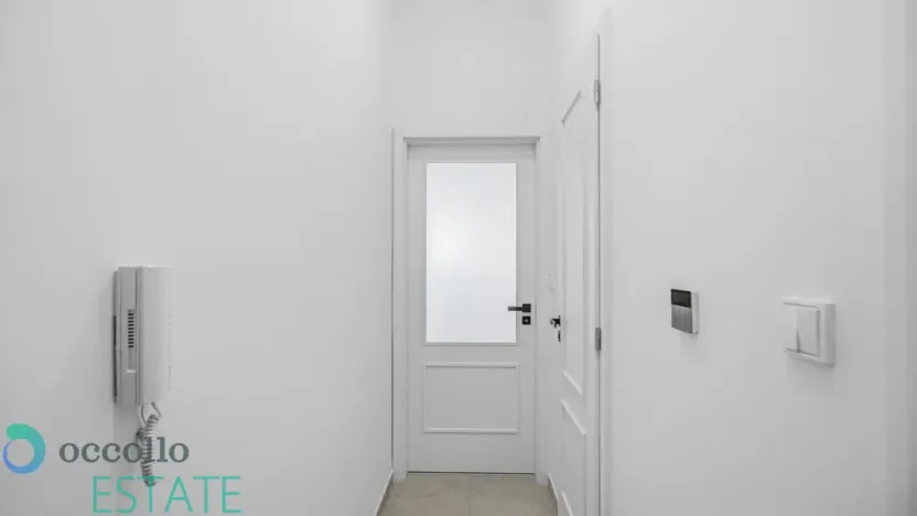 Pronájem bytu 1+kk, Praha, Seifertova, 26 m2