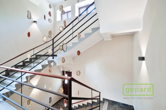 Pronájem bytu 2+kk, Praha - Vinohrady, Perucká, 79 m2