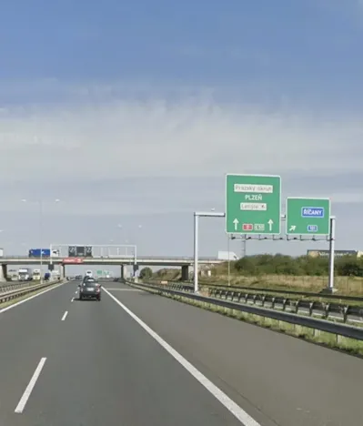 Pronájem komerčního pozemku, Praha, 2000 m2