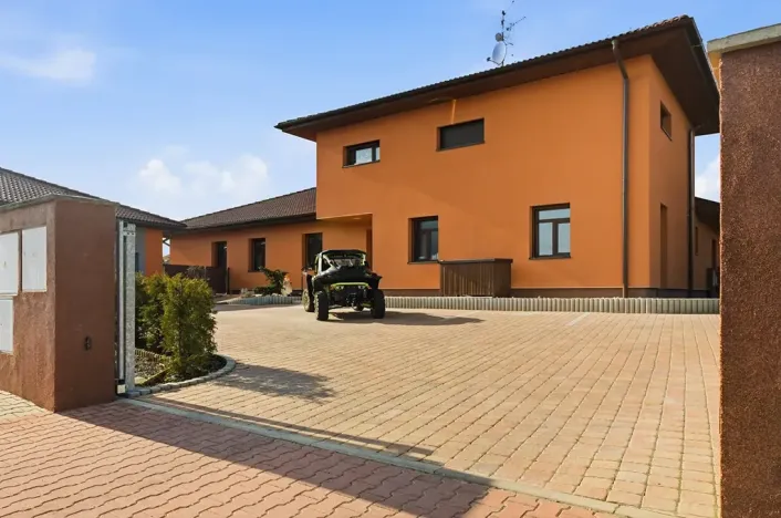 Prodej kanceláře, Velké Přítočno, Sluneční, 350 m2