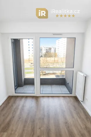 Pronájem bytu 2+kk, Praha - Černý Most, Arnošta Valenty, 38 m2