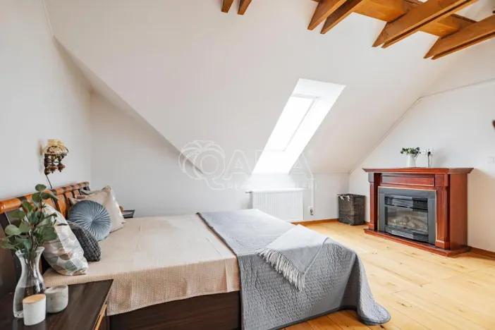 Prodej rodinného domu, Králův Dvůr, Nad Máchovnou, 228 m2