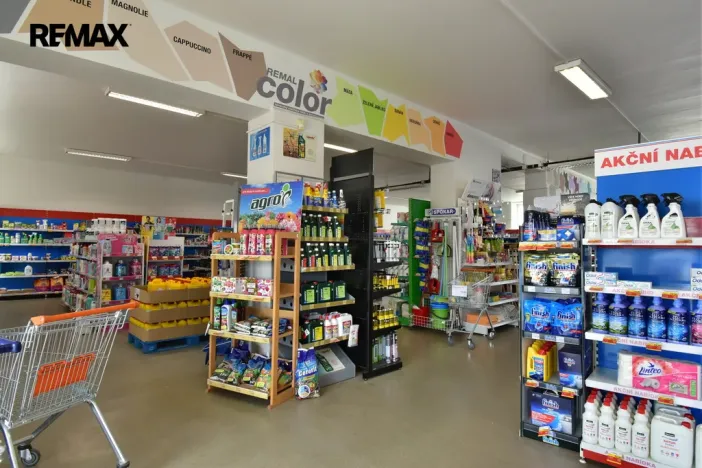 Prodej obchodního prostoru, Dvůr Králové nad Labem, Dobrovského, 540 m2