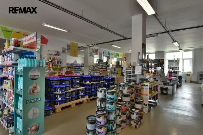 Prodej obchodního prostoru, Dvůr Králové nad Labem, Dobrovského, 540 m2