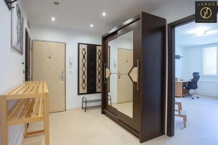 Prodej bytu 4+1, Dalovice, Na Výsluní, 84 m2