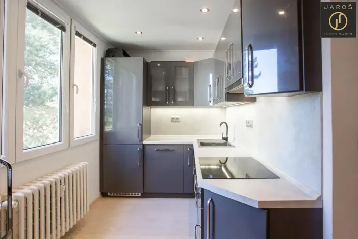 Prodej bytu 4+1, Dalovice, Na Výsluní, 84 m2